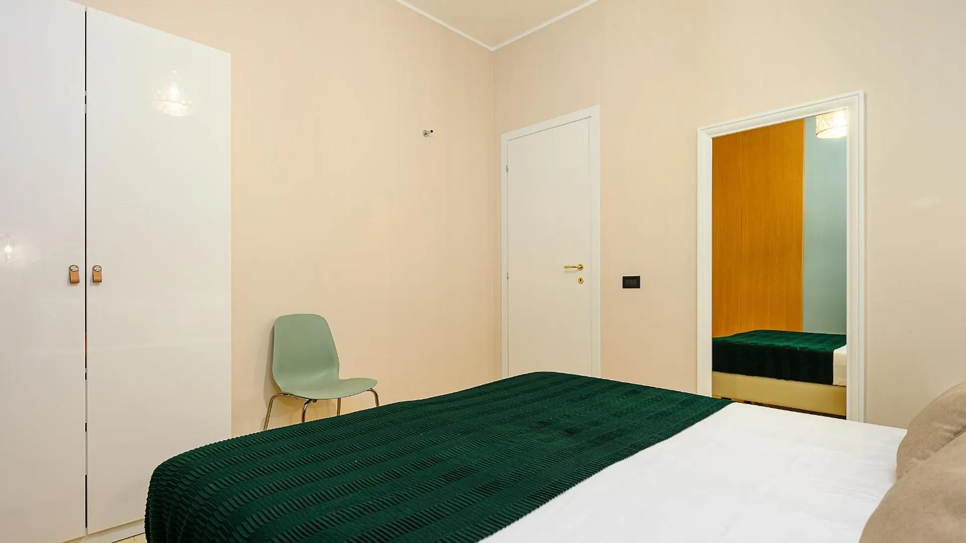Classbnb - Spacious Apartment 20 Minutes From The City Center Milano 0*,  Italia